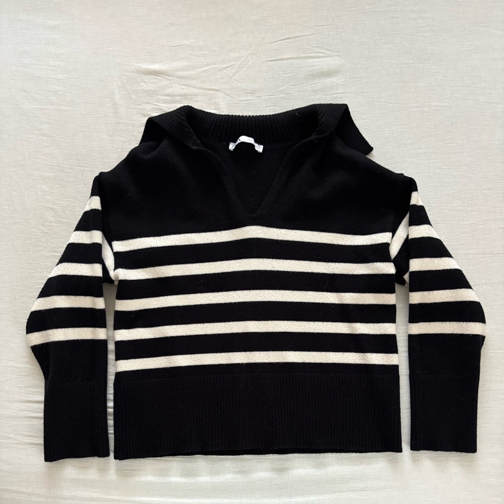 Zara Black Ribbed Knit Sweater